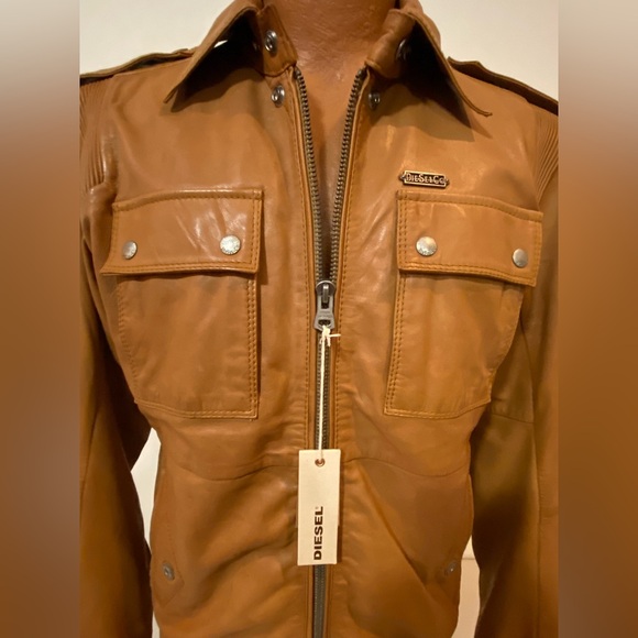 Diesel Lisardo jacket (Large) Burnt Orange
New with tags - Picture 2 of 16